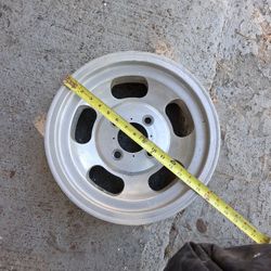 4 US Indy Mag Vintage Rims 4 Lug Great Condition