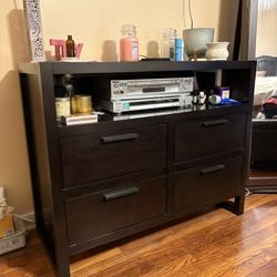 Dresser/TV Stand