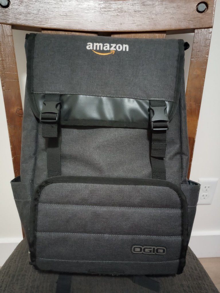 OGIO Padded Laptop Bike Messenger Day Hiking Food Delivery Backpack AMAZON Logo