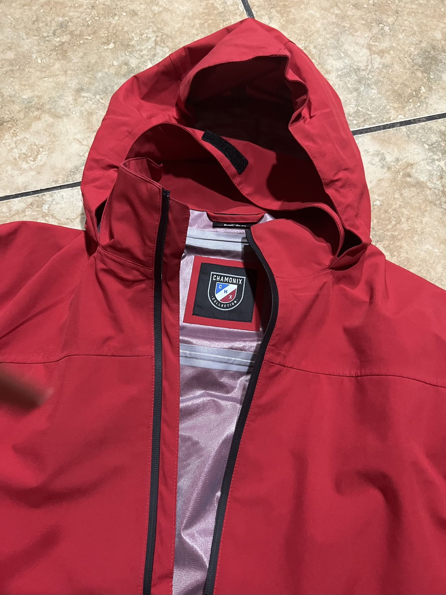 Chamonix Snowboarding Jacket Size L