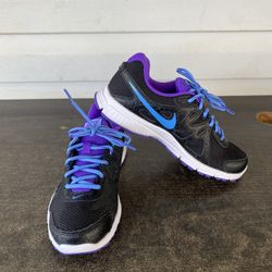Size 6 - Nike Revolution 2 Black Hyper Grape W
