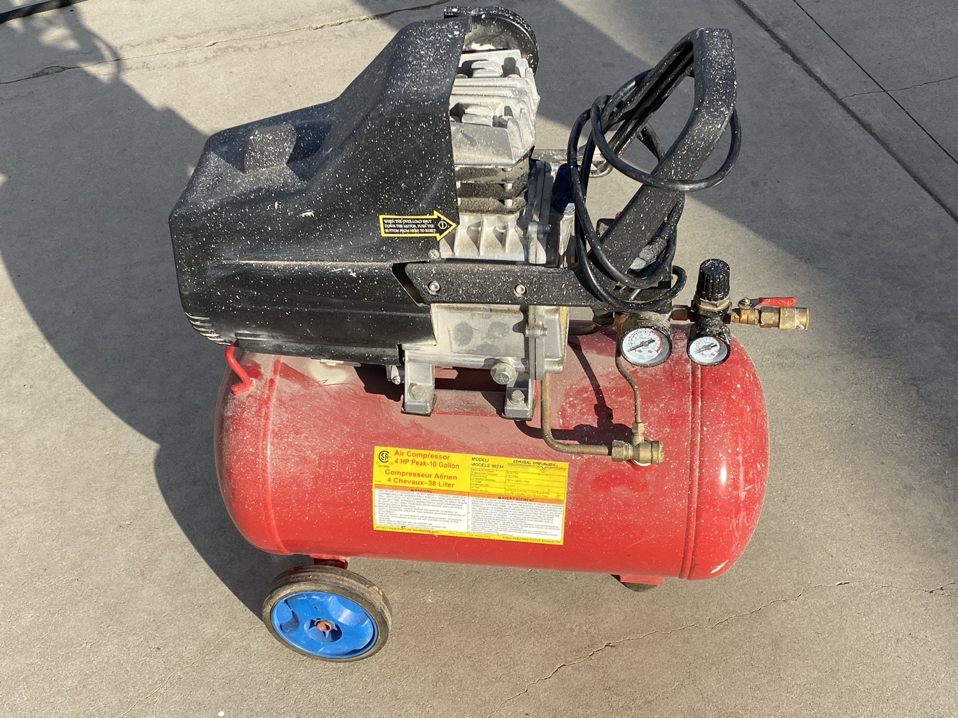 10 gallon air compressor great working condition