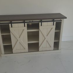 Tv/ Console Table 