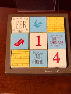 Hallmark The Wizard of Oz Puzzle Block Perpetual Calendar