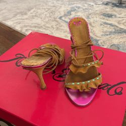 Light brown Leather Heels Wuth Lie Up Straps 