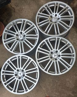 Mercedes-Benz 19in  Wheel Rim Silver