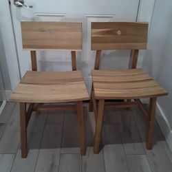 2 Chairs