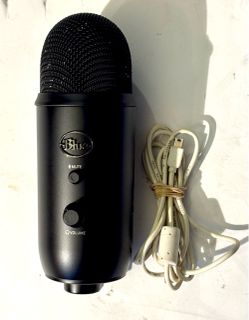 Blue Yeti USB Microphone