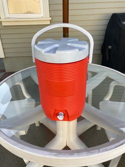 Insulated drink jug