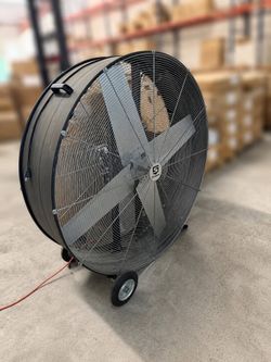 Open motor direct-drive drum fan, 48in. 2/3 HP, 18900 CFM.