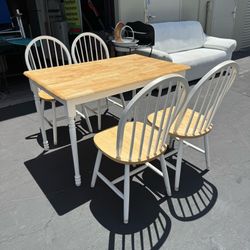 Solid Wood Farmhouse 5 Piece Dining Set