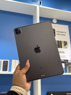 Apple iPad Pro 12.9 Inch 6th Generation Tablet - Pay $5 DOWN AVAILABLE - NO CREDIT NEEDED