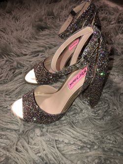 Betsy Johnson heels size 7.5