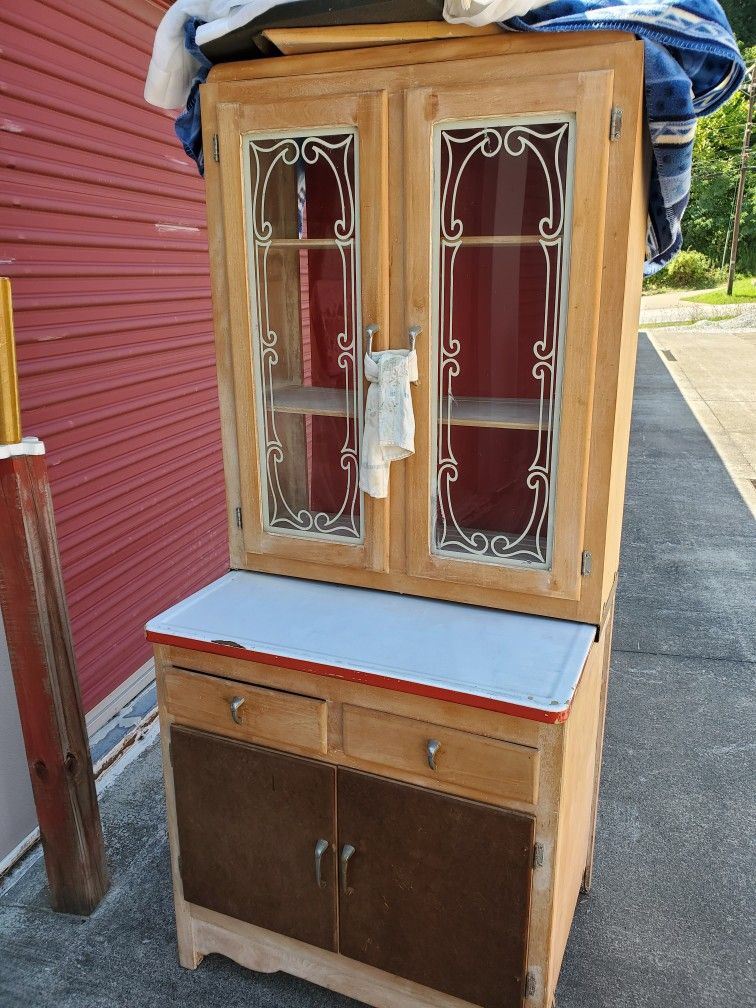 Hoosier Caninet