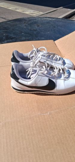 Women's Nike 5.5 Sneakers