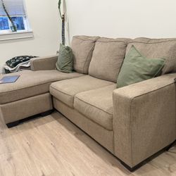Living room Couch 