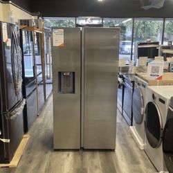 🔥FINANCING AVAILABLE 🔥 SAMSUNG STAINLESS STEEL REFRIGERATOR WITH WATER DISPENSER AND ICE MAKER🔥🔥