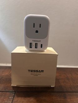 Travel Adapter (Tessan)