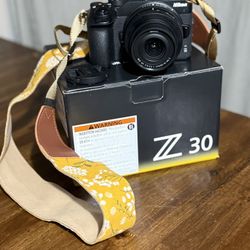 Nikon Z 30 DX 16-50 Kit