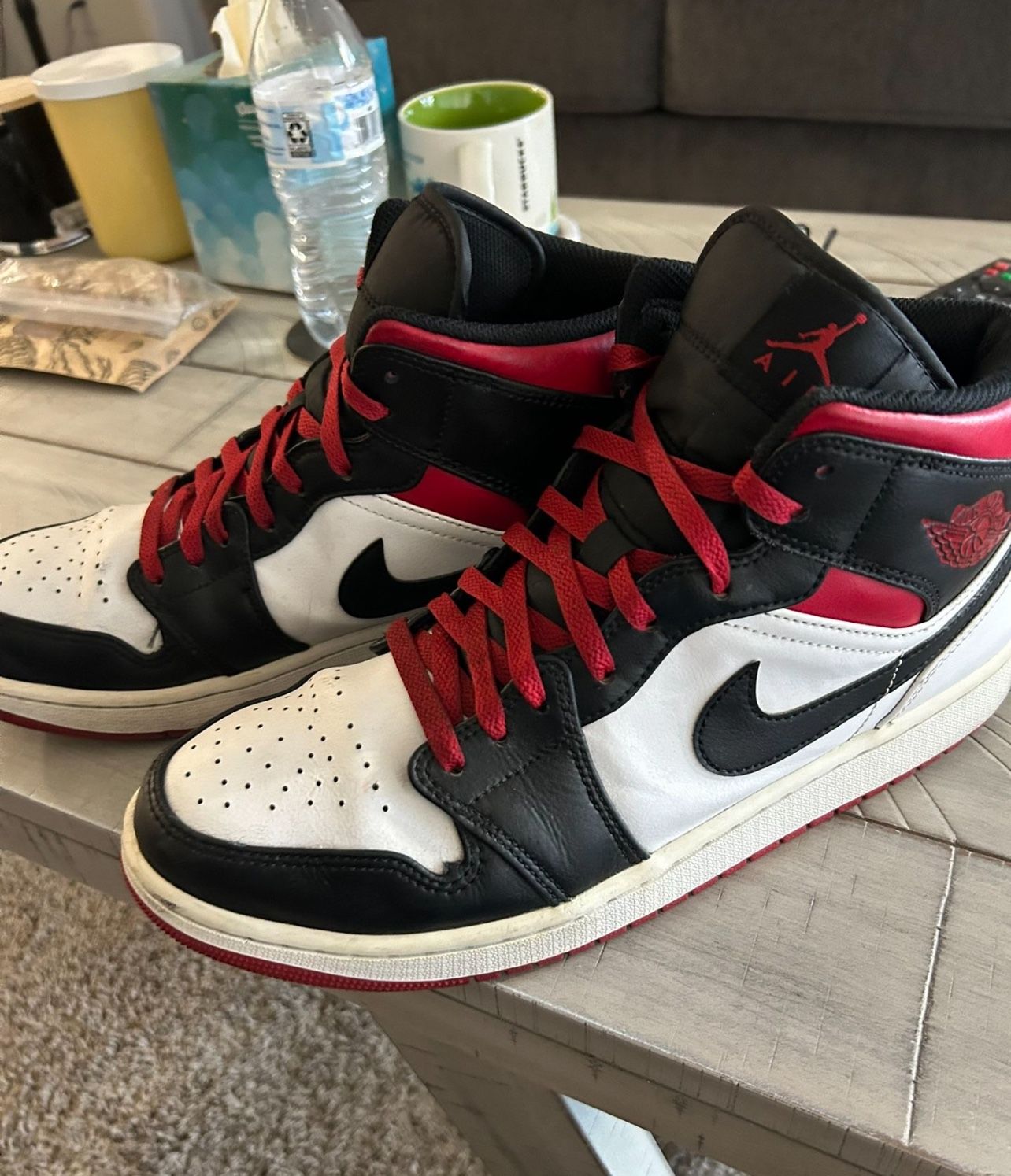 Jordan 1 Mid Gym Red Size 12