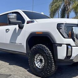 Kmc Impact 445 Beadlock 17x9 + 25 Offset With Custom Black Ring With Toyo R/T Trail 37x12.50R17 🔥🔥