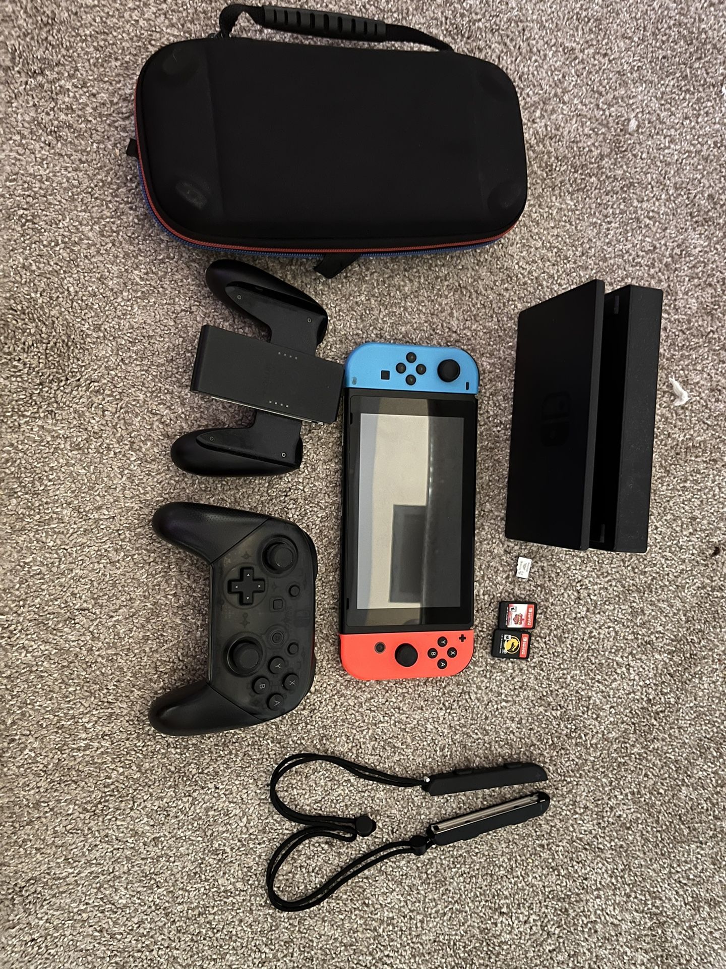 Nintendo switch With MK11 and Pokemon Shield