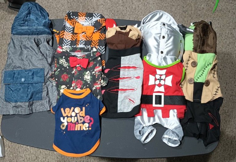 Bundle Of 7 Dog Clothes Items XS