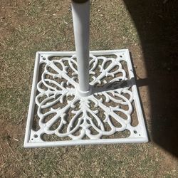 Cast-iron Outdoor umbrella stand very heavy
