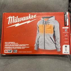 Milwaukee Women’s Heated Hoodie Jacket  Kit