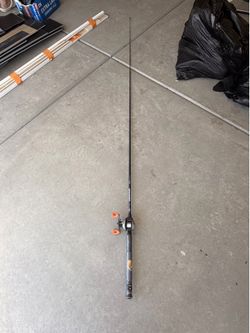NEW Bass Pro Crankin’ Stick 7'6" M Rod & Abu Garcia Max STX Baitcaster Combo