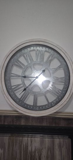 Woodtrim Lg. Clock w glass cover $25