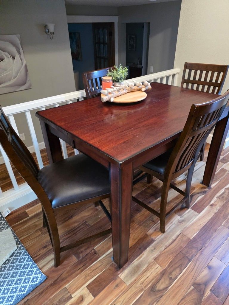 Bar Height Table and Chairs