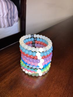 Lokai bracelets (8 pack) (size M)