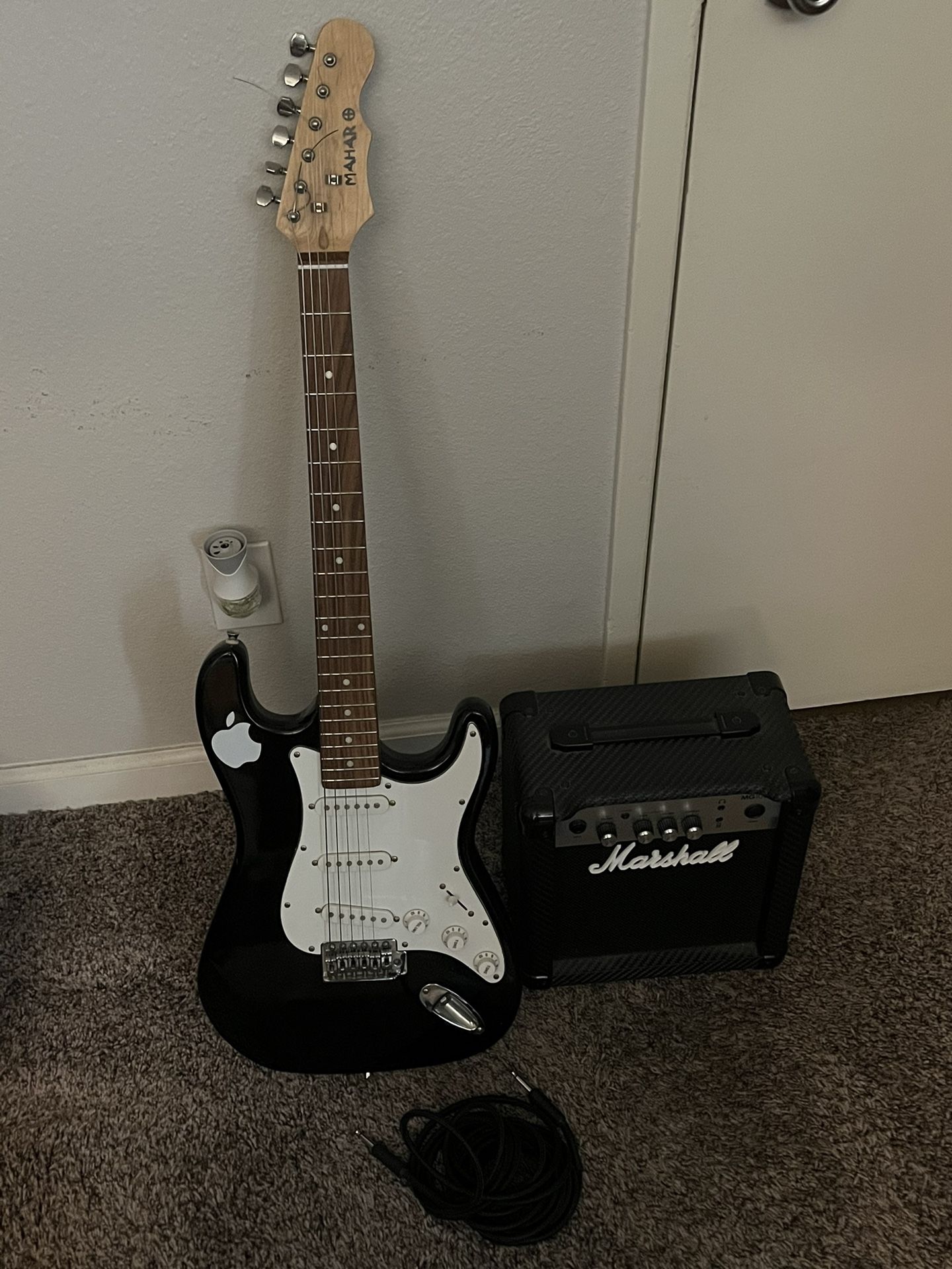 Electric guitar