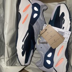 Brand New Yeezy 700 Wave Runner Size 2.5y $200