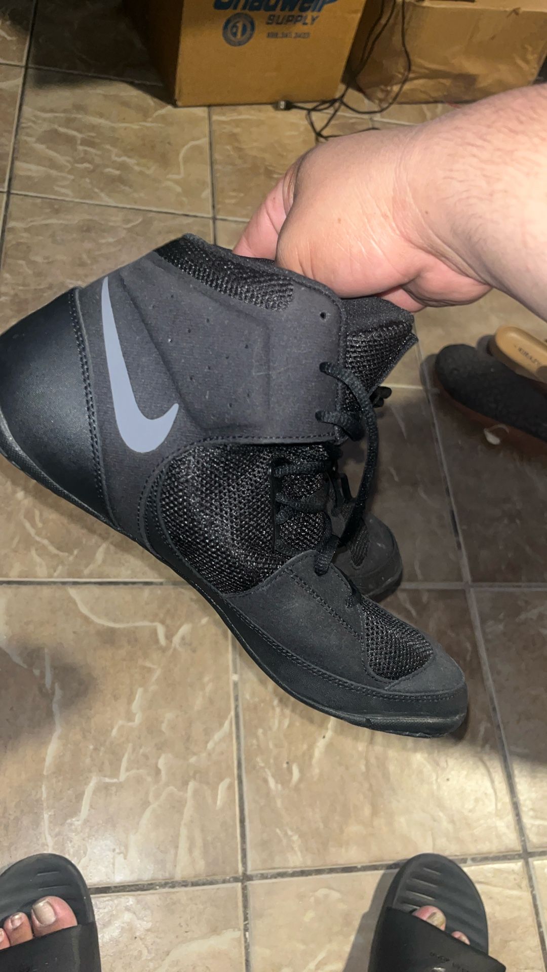 Nike wrestling shoes size 12