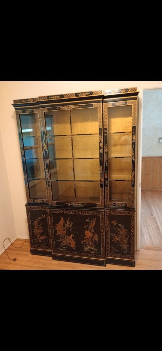Antique Drexel Herritage Black Laquer Cabinet 