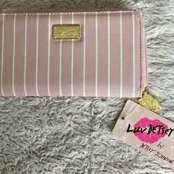 NWT Luv Betsey by Betsey Johnson Pink & White Striped Zip Around Wallet
