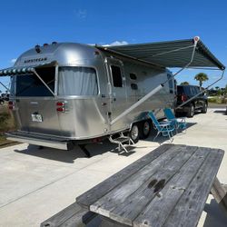2022 Airstream International