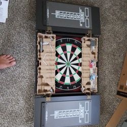 Bristle Dartboard And Cabinet By Javelin Sports Brand  NEW