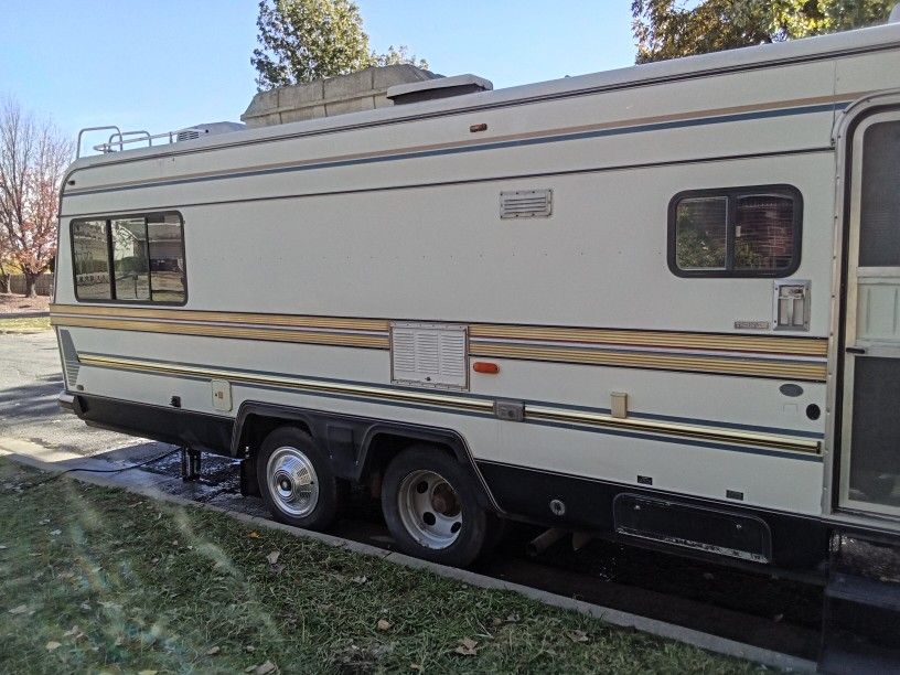 33'Class A Holiday Rambler 