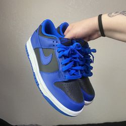 Hyper Cobalt Nike Dunks 
