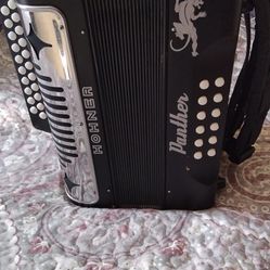 HOHNER Panther 