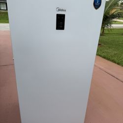Midea Freezer  13.8 Cubic Feet 