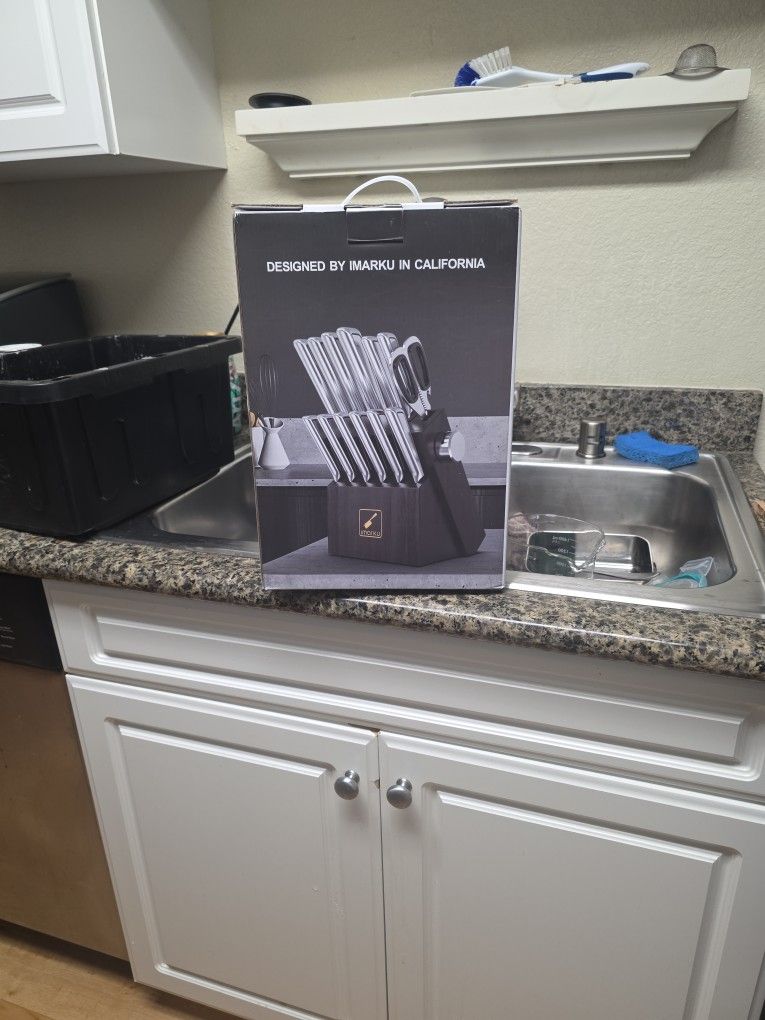 Imarku Kitchen knife set.