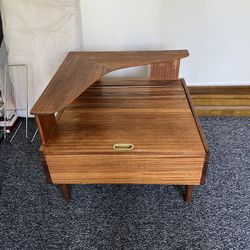 MCM Corner table 