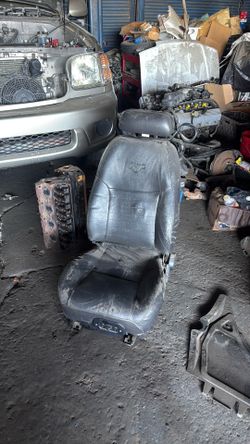 99-04 Mustang Gt seat