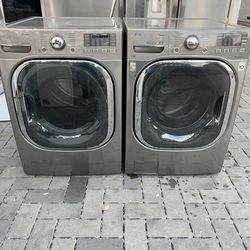 LG Gas Washer and Dryer Set