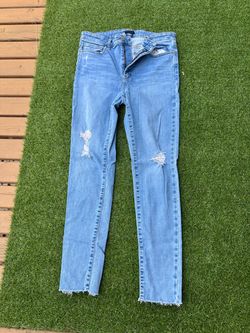 Light Wash Distressed Skinny Jeans