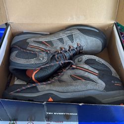 Mens Hiking Boots 
